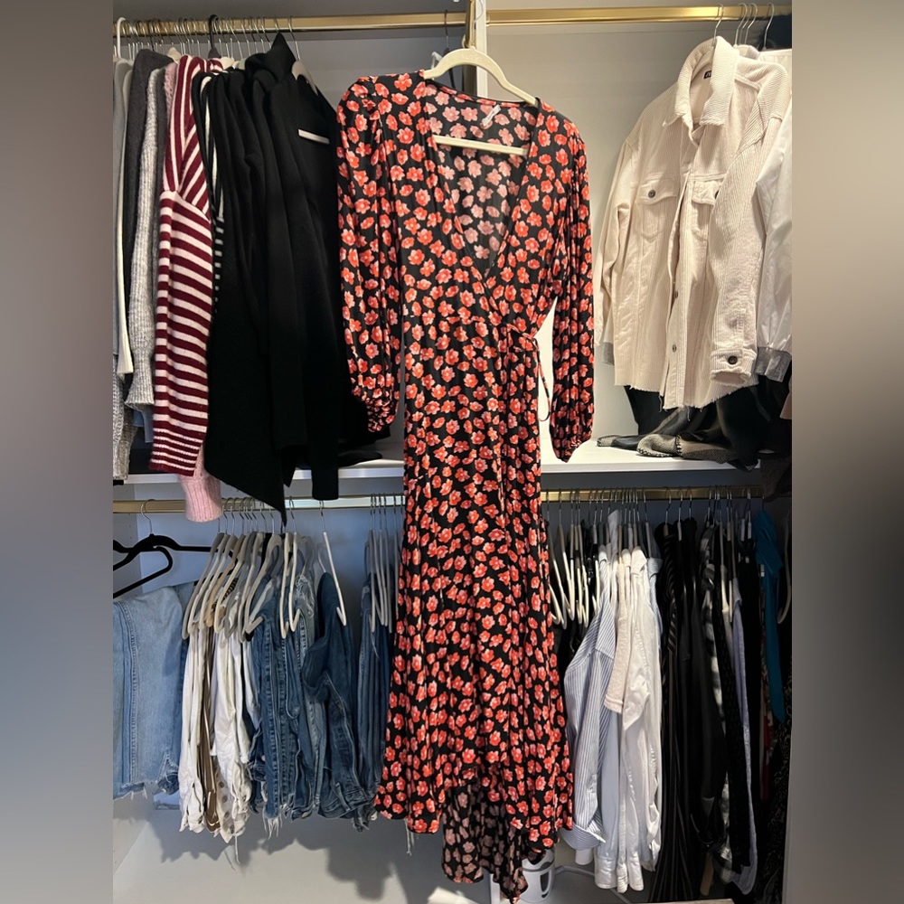 GANNI Printed Midi Wrap Dress. Size 4 (European size 34)